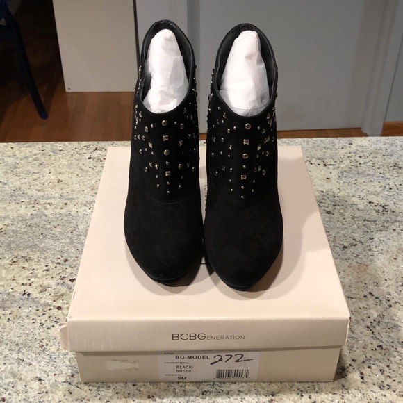 BCBGeneration Model - Picture 2 of 5